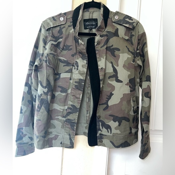 SANCTUARY Camouflage SNAP FRONT JACKET - Picture 3 of 9